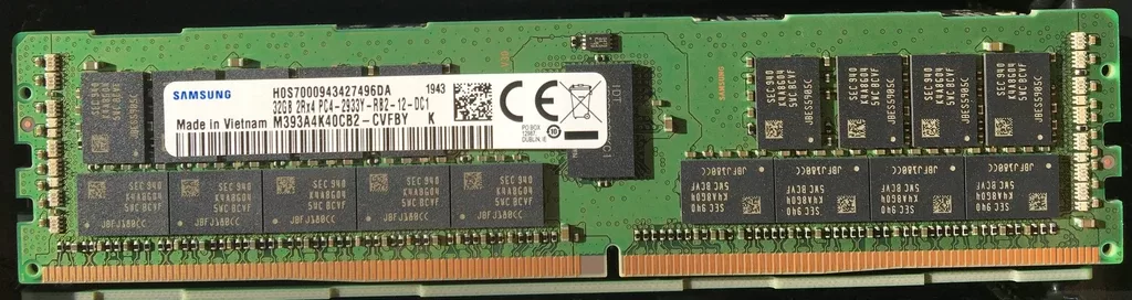 Memoria M393A4K40CB2-CVF SAMSUNG 32GB (1X32GB) 2RX4 PC4-2933Y  - Retirado de equipo en uso  