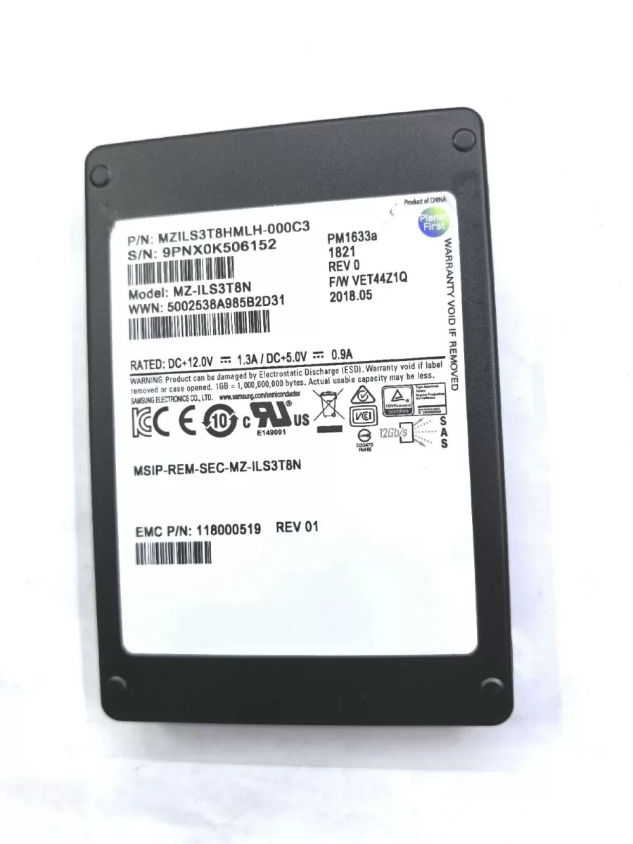 Disco SSD 3.84TB SAS 12Gb/s 2.5 MZILS3T8HMLH-000C3 SAMSUNG MZ-ILS3T8N SSD PM1633a Para servidores Producto Retirado de Equipo Garantia 12 Meses