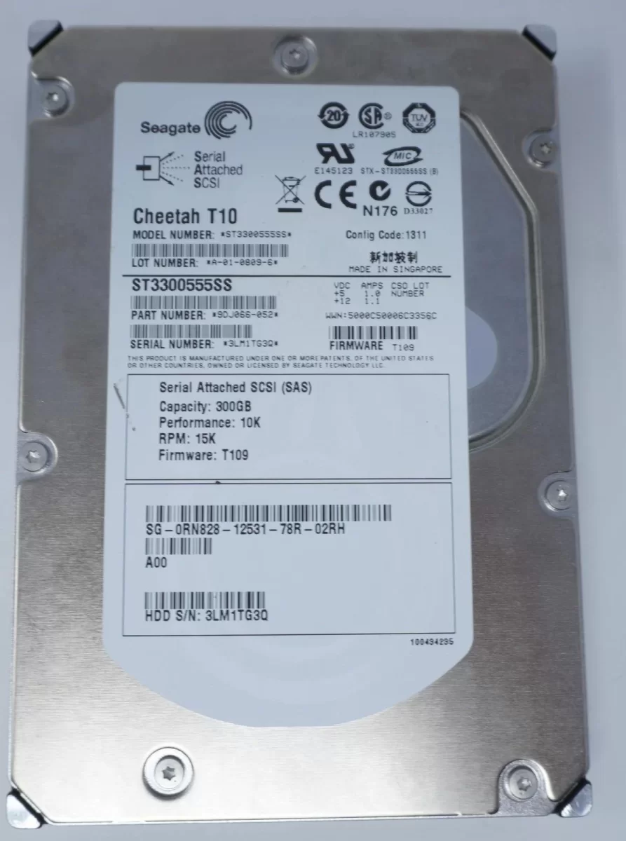 Disco Duro Seagate Cheetah 15K.5 300GB 15K RPM SAS 3Gbps 3.5" LFF ST3300555SS 9DJ066 Producto de Segundo Uso