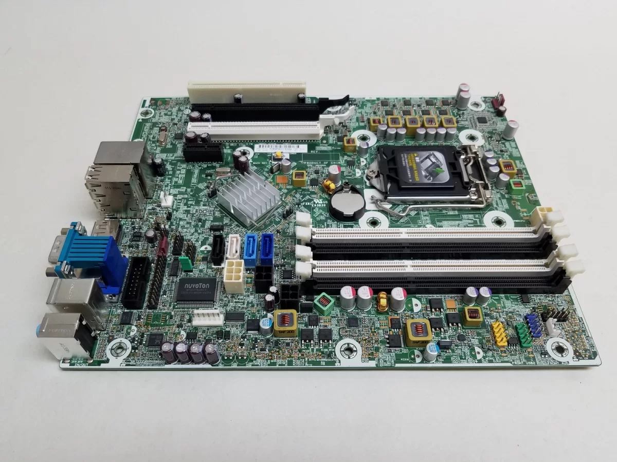 Placa HP 8200 Elite SFF 611834-001 611794-000 611793-000 115X LM Retirado de Equipo en uso Garantia 12 Meses PRODUCTO DE SEGUNDO USO