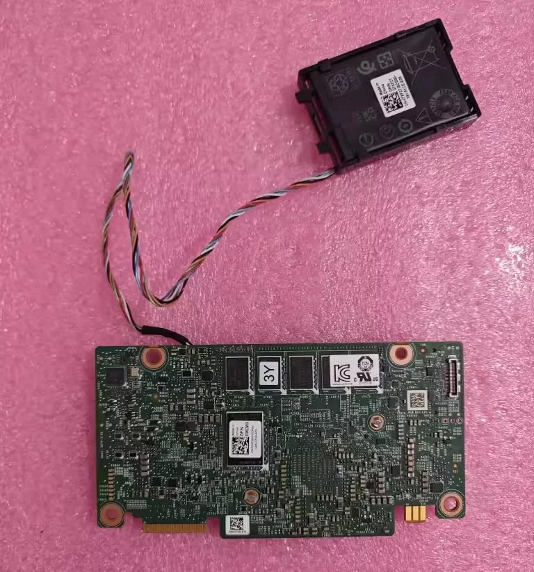 Controlador RAID Dell 3KDWX 03KDWX PERC H755 12Gb/s SAS 8GB
